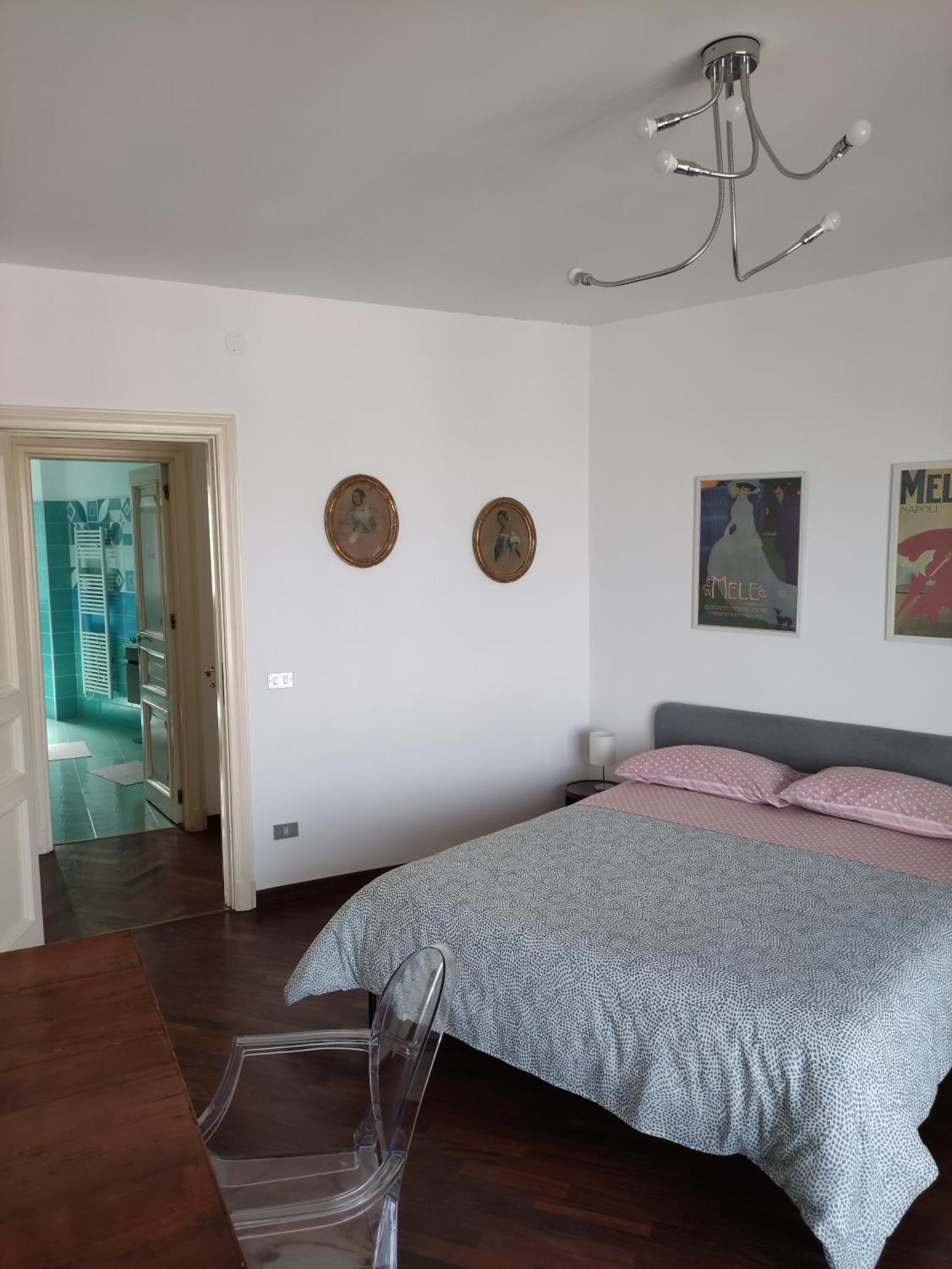 New Panoramic - Half Way Center-vomero District Naples